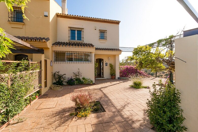 A�oreta Golf House Canovas Apartment