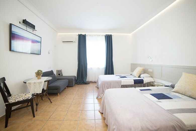Hostal Koko Aeropuerto