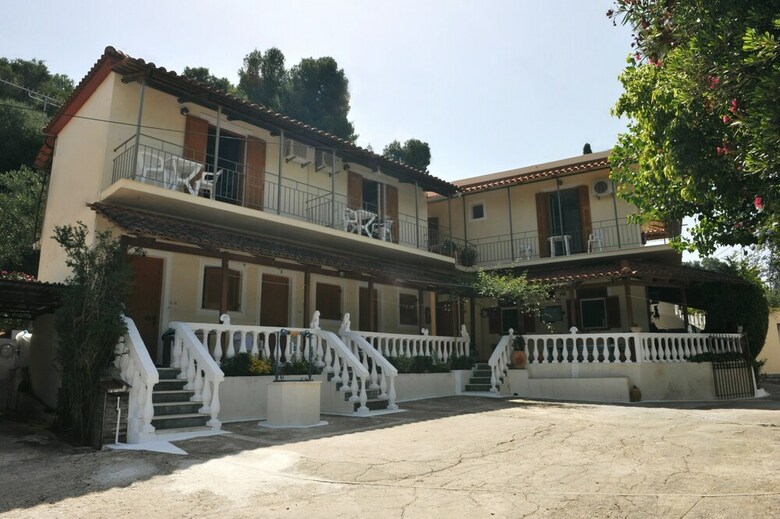 Hotel Petros Giatras - Rooms
