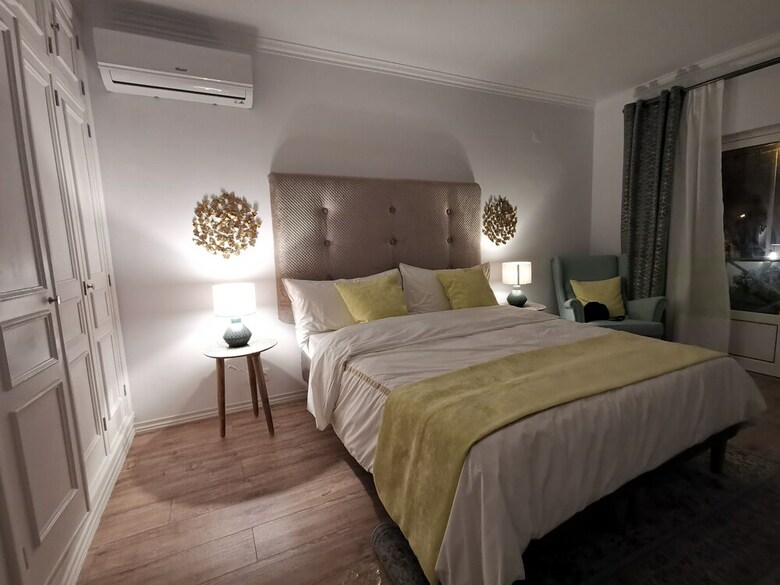Vogue 23 Boutique Hotel