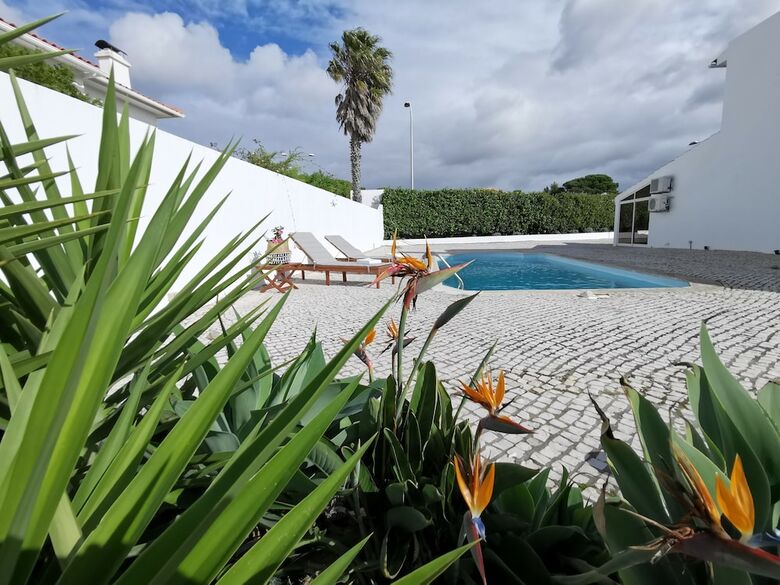 Vogue 23 Boutique Hotel