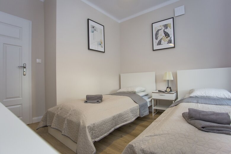 Central Rental - Apartment Rynek Sienkiewicza 6
