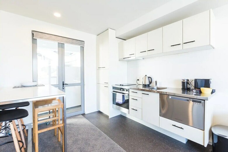 Chic 1 Bedroom Apartment In Ponsonby