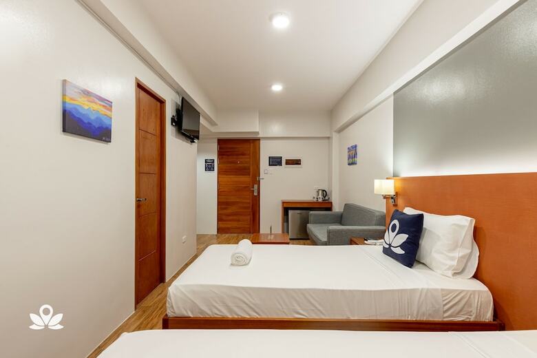 Hotel Zen Premium Uptown Bgc