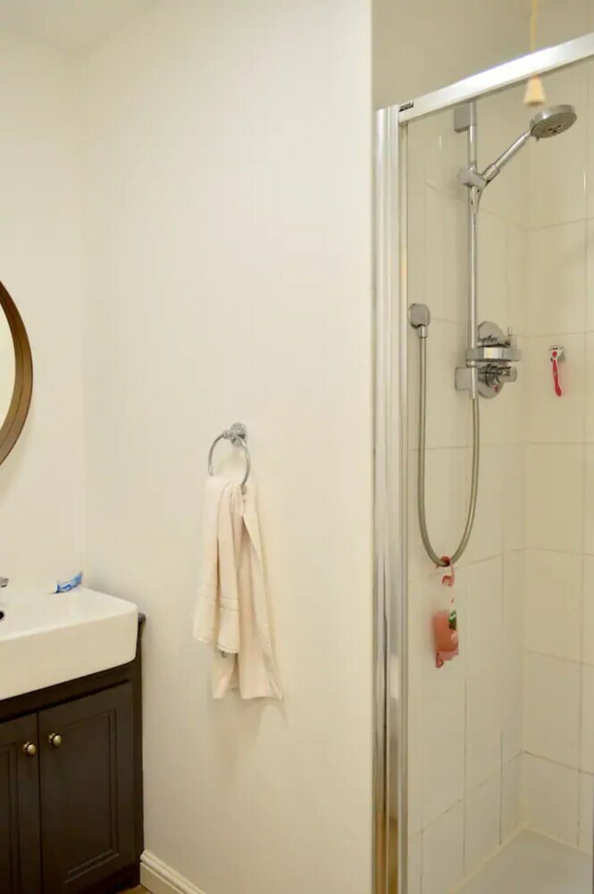 Apartamentos Modern And Central Flat In Roseburn Area