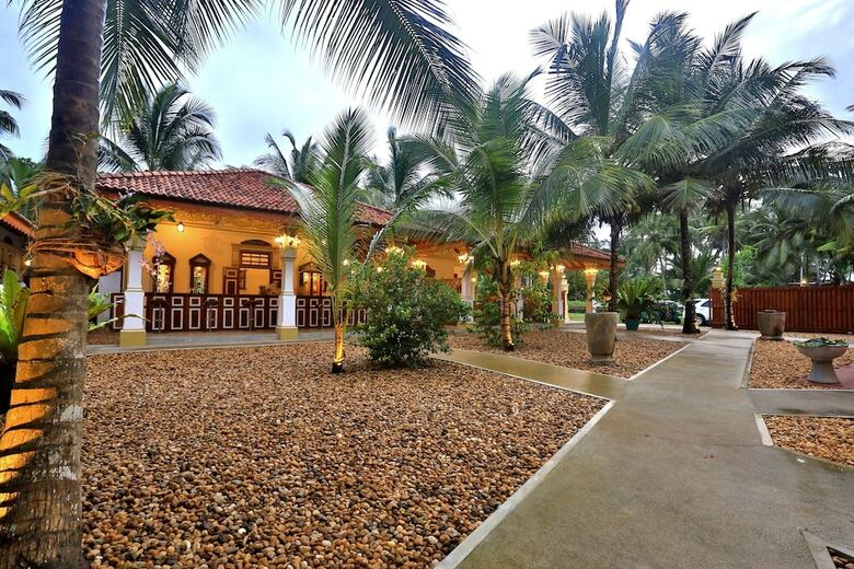 Hotel Sandali  Walauwa
