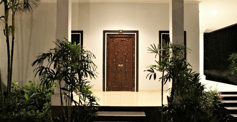 Hotel Bali Nibbana Resort
