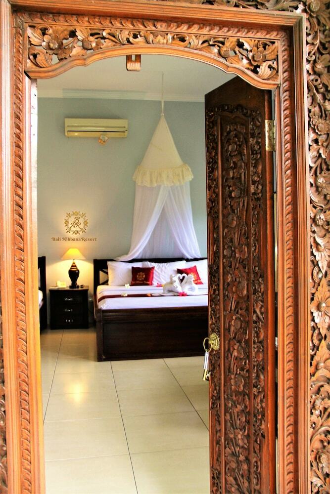 Hotel Bali Nibbana Resort