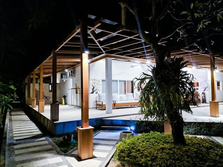 Bed & Breakfast The Villa Pantai Lovina