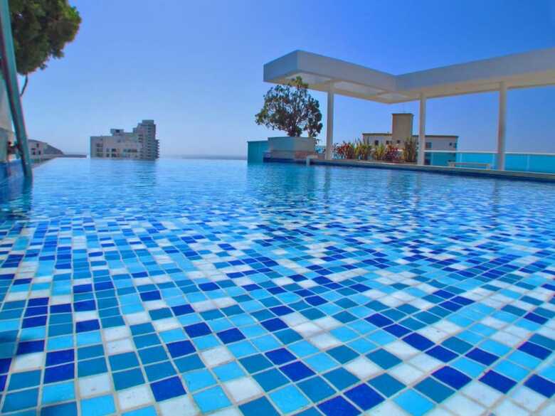 Apartamento Con Piscina Infinita