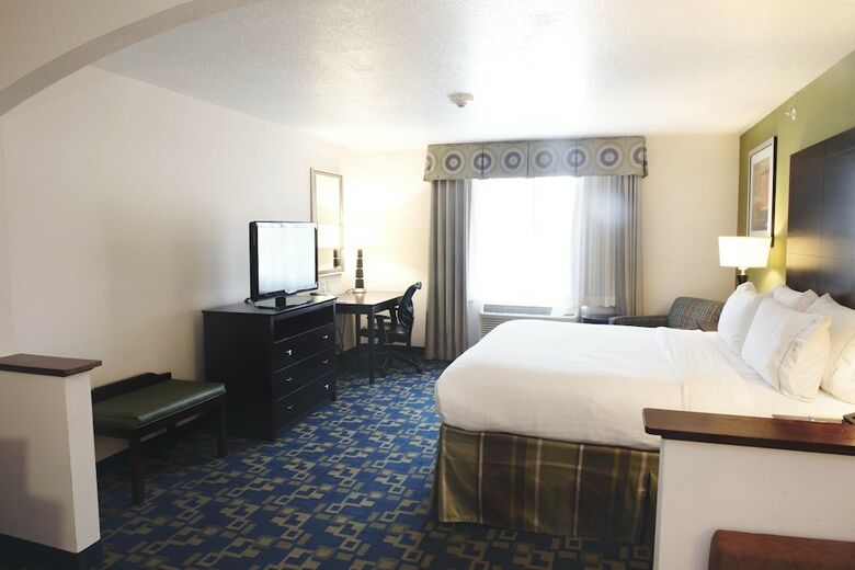 Hotel Holiday Inn Express And Suites Urbandale