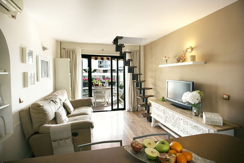 Heavenly & Ocean Blue Apartment