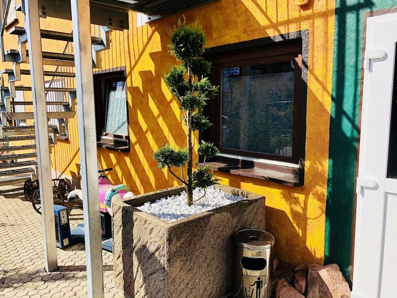 Hostal Europa Pension Zum Gr�nen Baum
