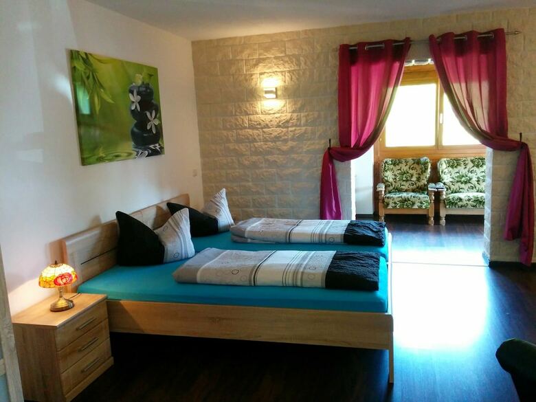 Hostal Europa Pension Zum Gr�nen Baum