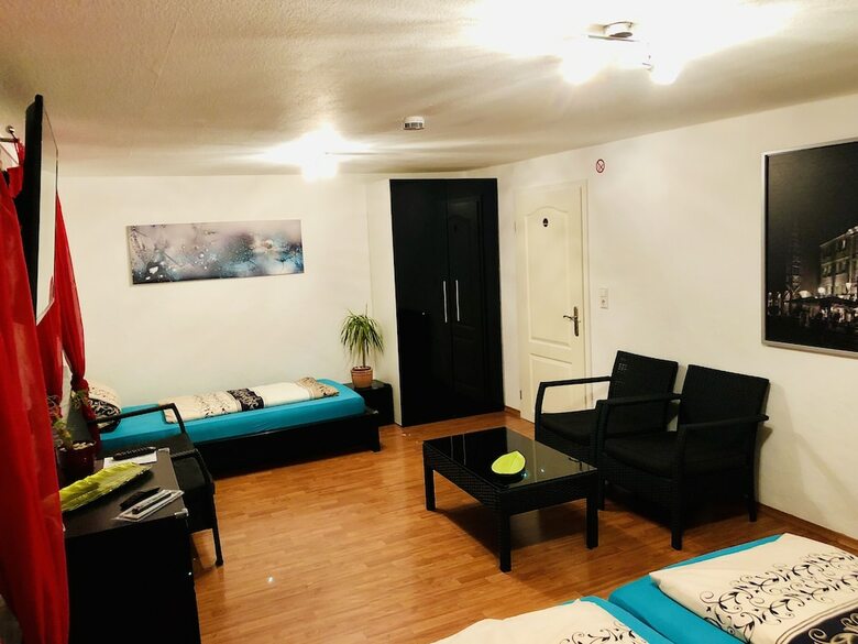 Hostal Europa Pension Zum Gr�nen Baum