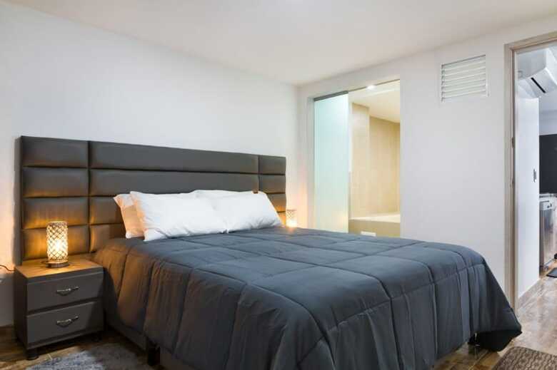 Apartamentos Miracle Building