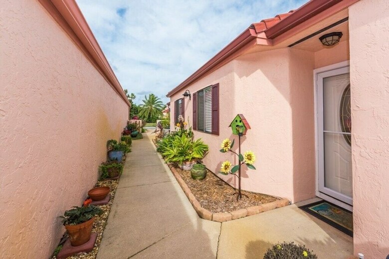 Hostal Casa Bella At Sea Place