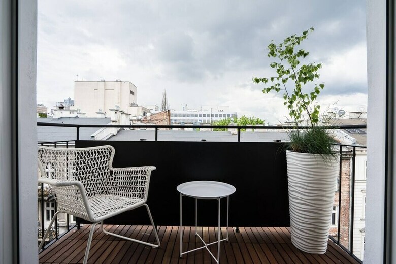 Srodmiescie Loft Apartment