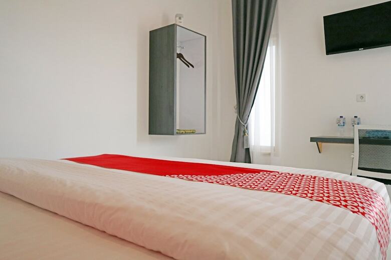 Hostal Oyo 1185 Sachila Residence Syariah