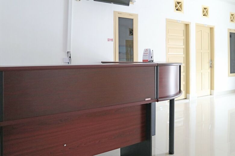 Hostal Oyo 1185 Sachila Residence Syariah