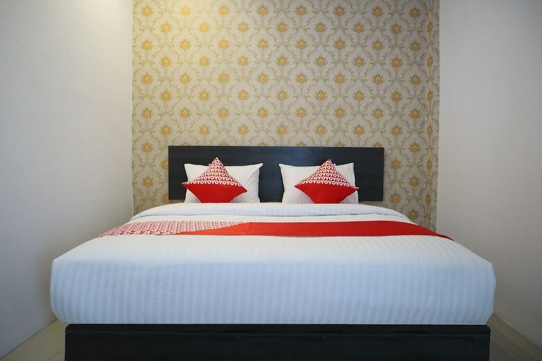 Hostal Oyo 1185 Sachila Residence Syariah