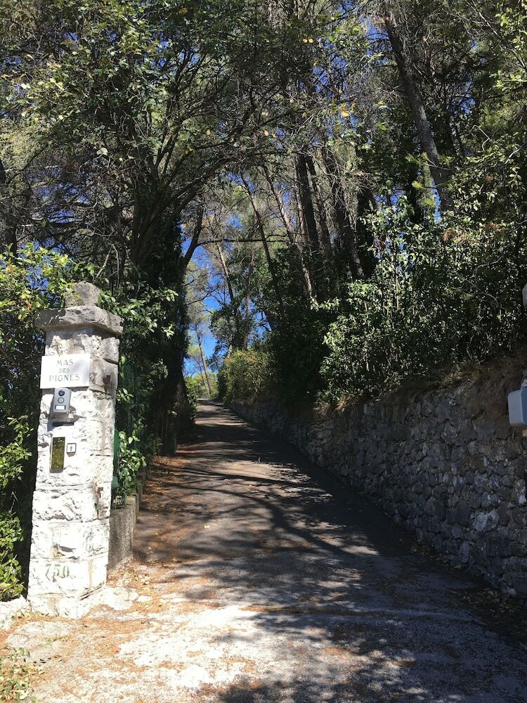 Bed & Breakfast Chambre D'hotes Le Mas Des Pignes