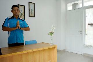 Hostal Oyo 1167 Home Sty Residence