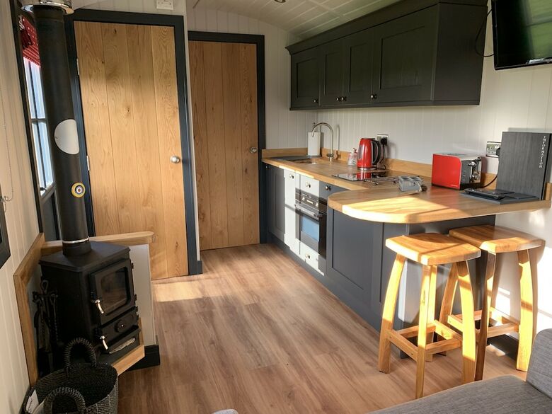Cabana Springwood Shepherd Huts
