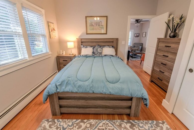 Apartamentos Couple's Mountain Getaway Close To Everything!