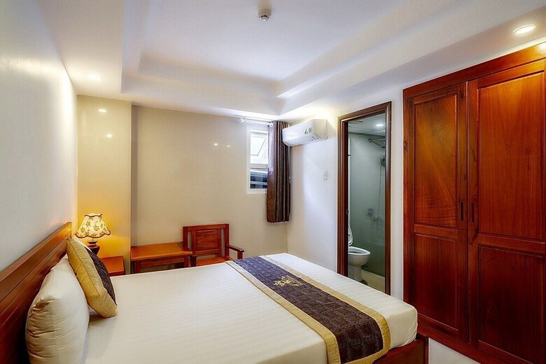 Dubai Hotel