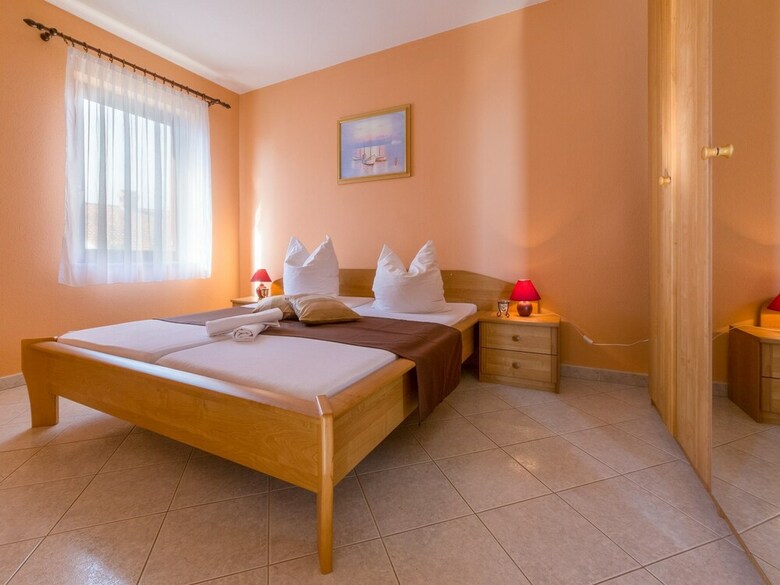 Apartments Mara