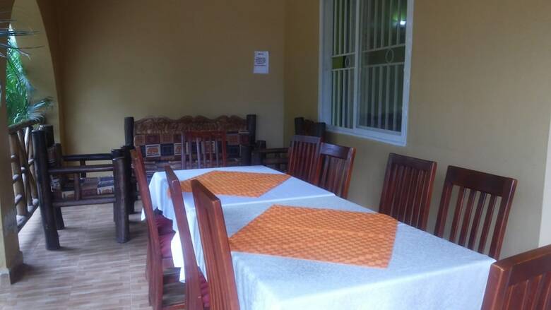 Hotel Lavic Country Resort