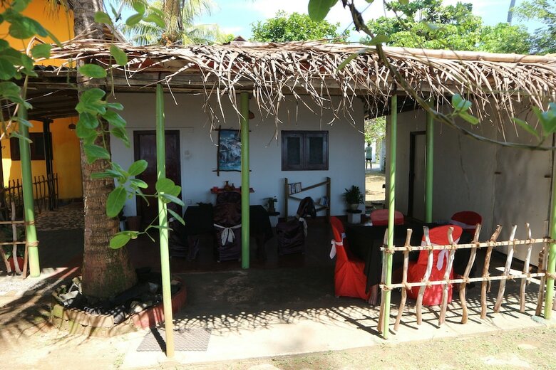 Hotel Senani Guesthouse