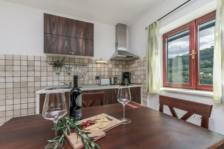 Villa Holiday Home Zve?anje