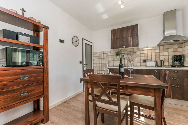 Villa Holiday Home Zve?anje
