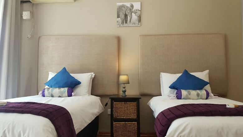 Hotel Luxury Heights Guesthouse