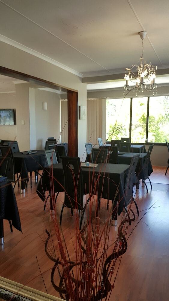 Hotel Luxury Heights Guesthouse