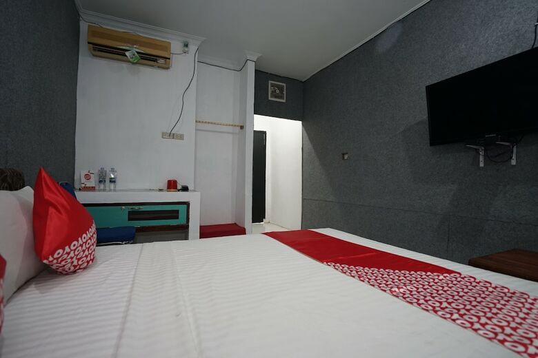 Hostal Oyo 1315 Paris Hotel
