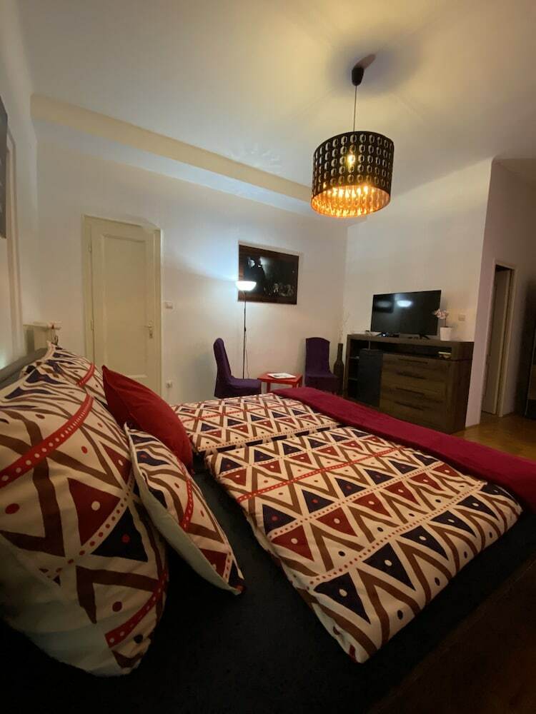 Hotel Budapest Promenade Cherry