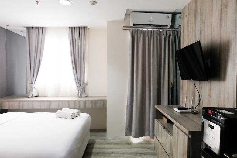 Minimalist Studio Room At Bintaro Icon Apartment