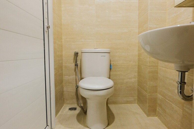 Simply Minimalist Studio Apartment At Springwood Residence