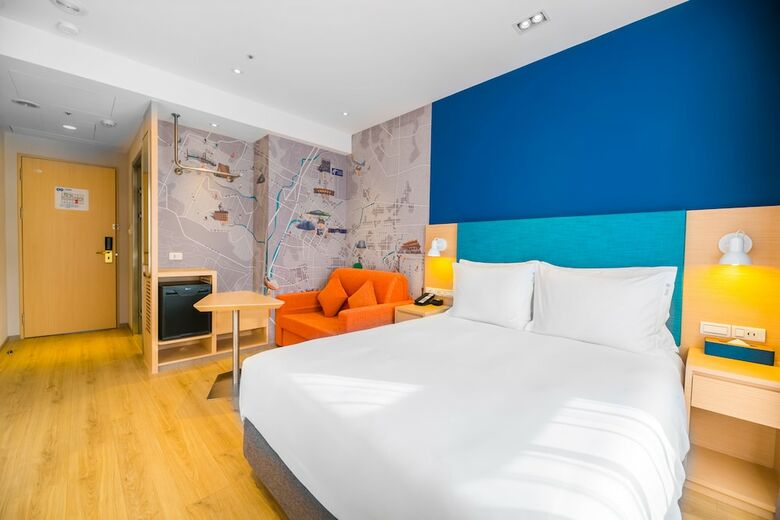 Hotel Holiday Inn Express Taichung Fengchia