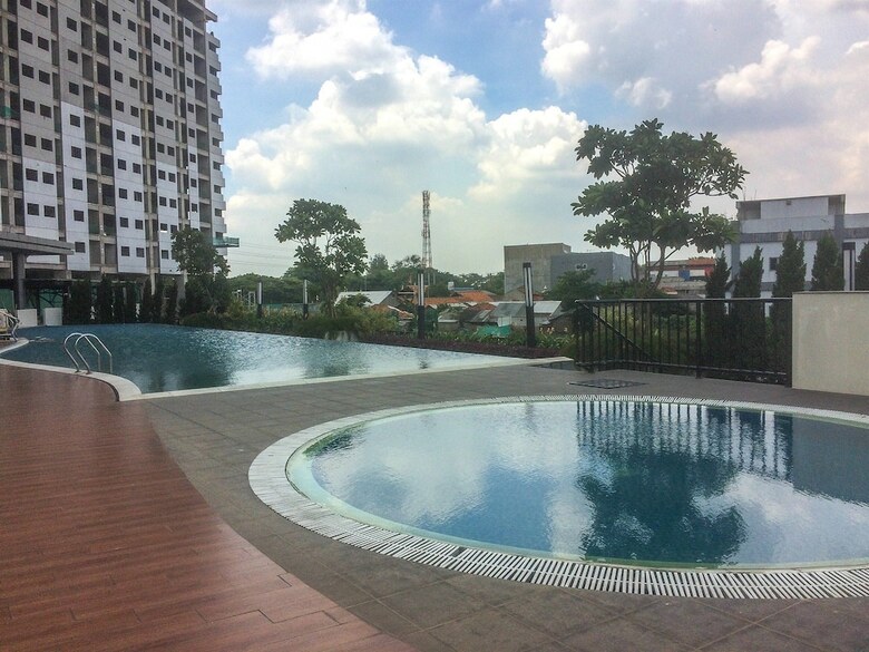 1br With Working Space The Oasis Apartment Cikarang