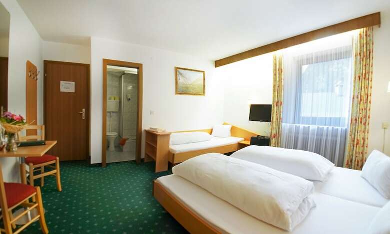 Hostal Gasthof Risserhof