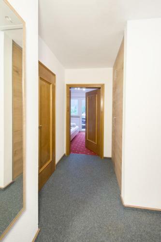Apartamento Ferienwohnung Pension Tirol