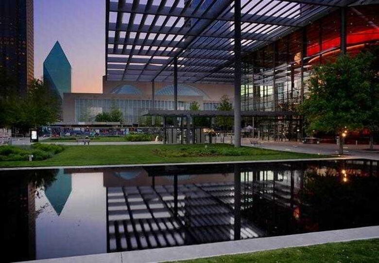 Hotel Courtyard By Marriott Dallas Addison/quorum Drive