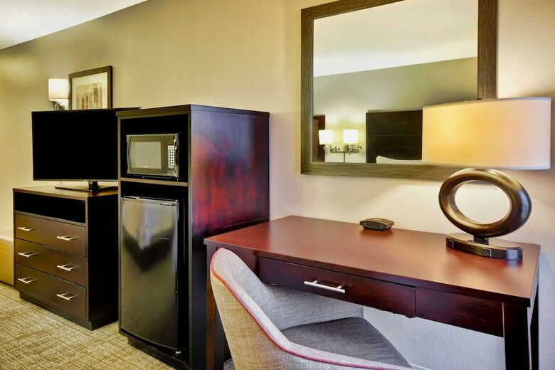 Hotel Hampton Inn Starkville