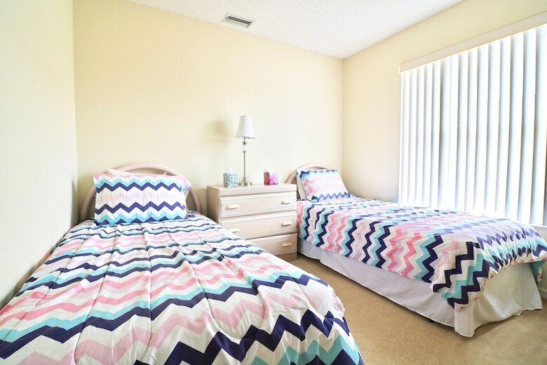 Villa Vibrant & Chic Home W/ Private Pool & Lake View