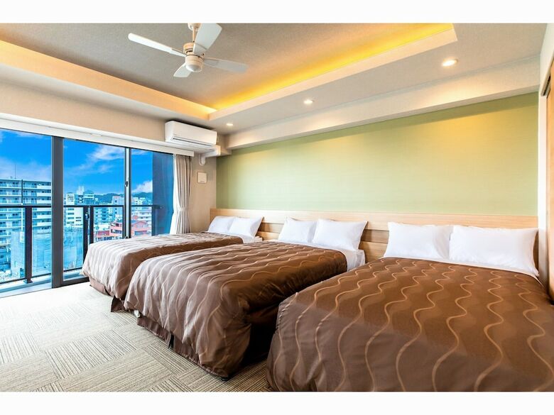Hotel Yenn's Marina Inn Mercy