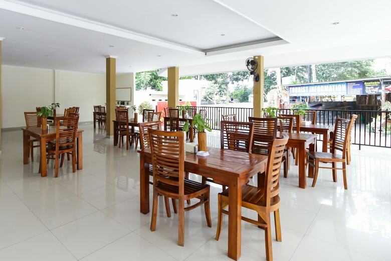 Hotel Airy Batu Layar Raya Senggigi 2 Lombok